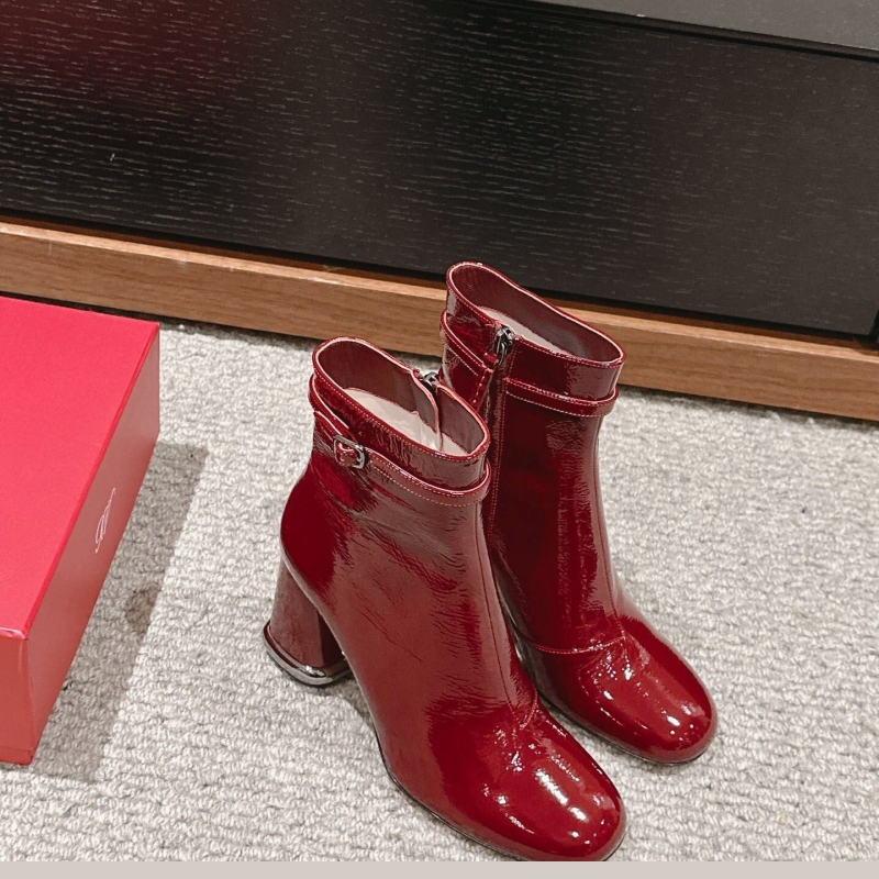 roger u1u1er boots